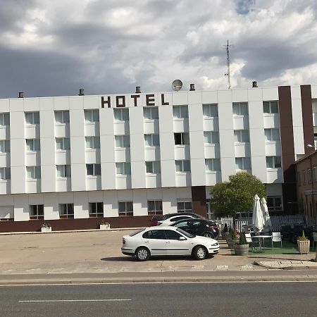 Hotel Buenos Aires Villafria Luaran gambar