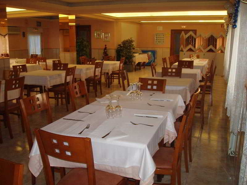 Hotel Buenos Aires Villafria Luaran gambar